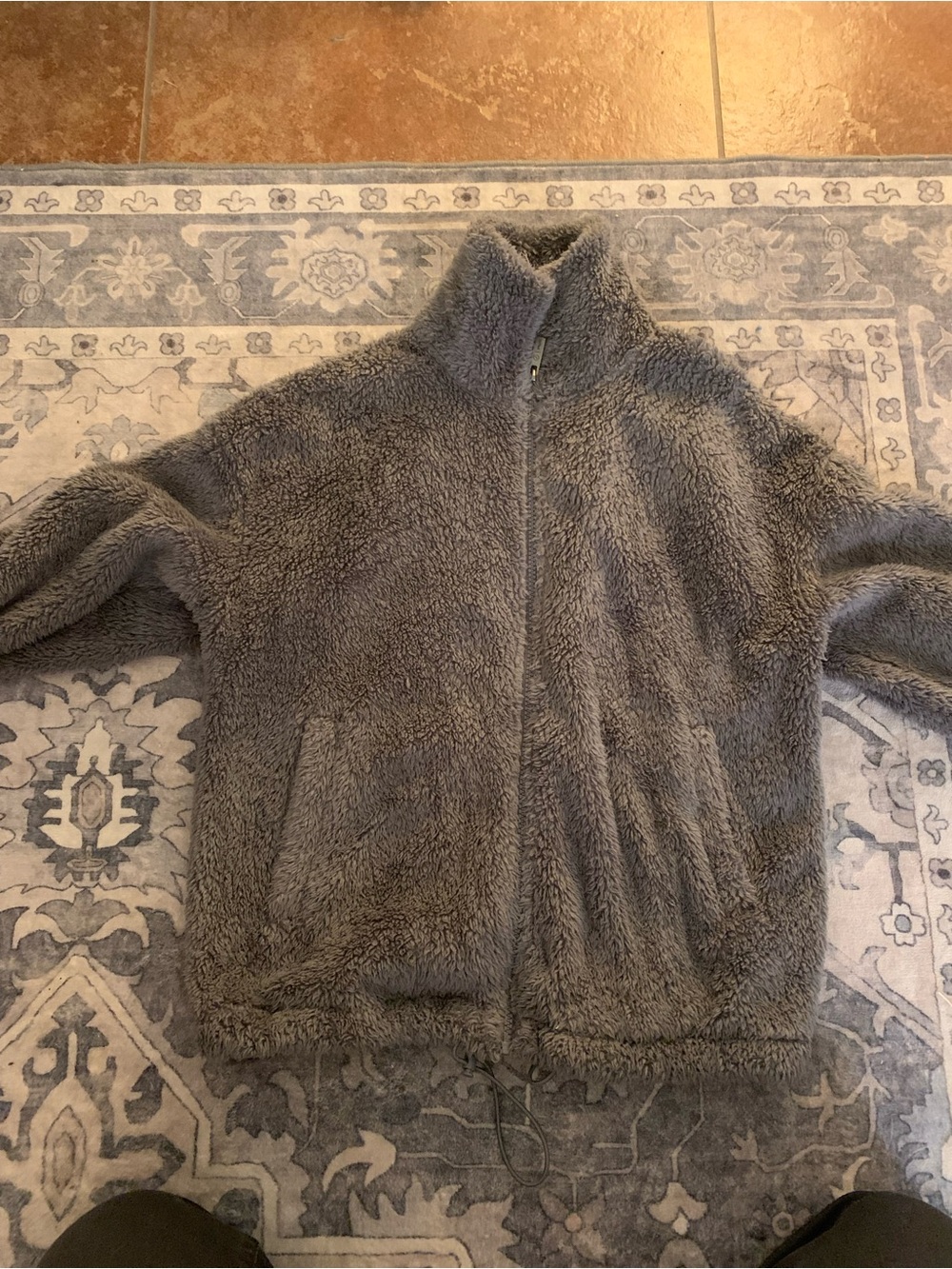 Cozy Women's Upwest Zip-Up Jacket in Charcoal